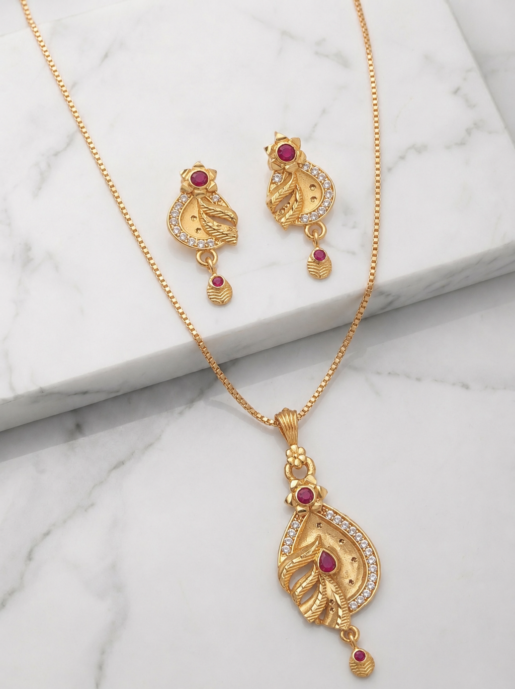 Teardrop Leaf Ruby Pendant Set