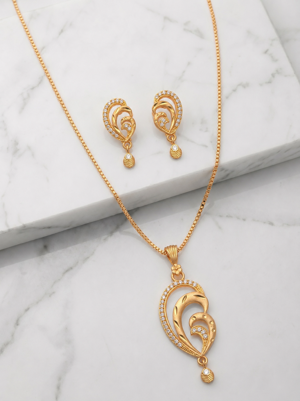 Leaf Drop AD Pendant Set