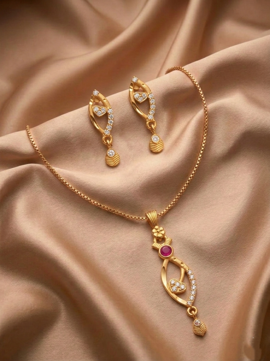 Leaf Shape Heart Pendant Set