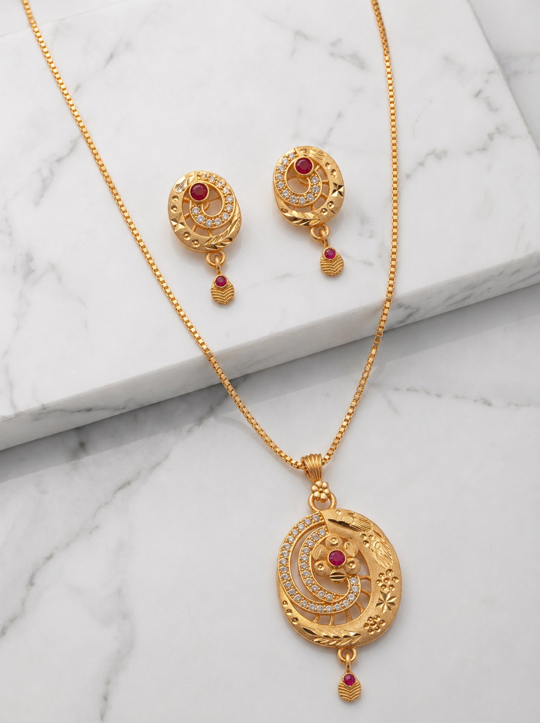 Oval Floral Ruby Pendant Set