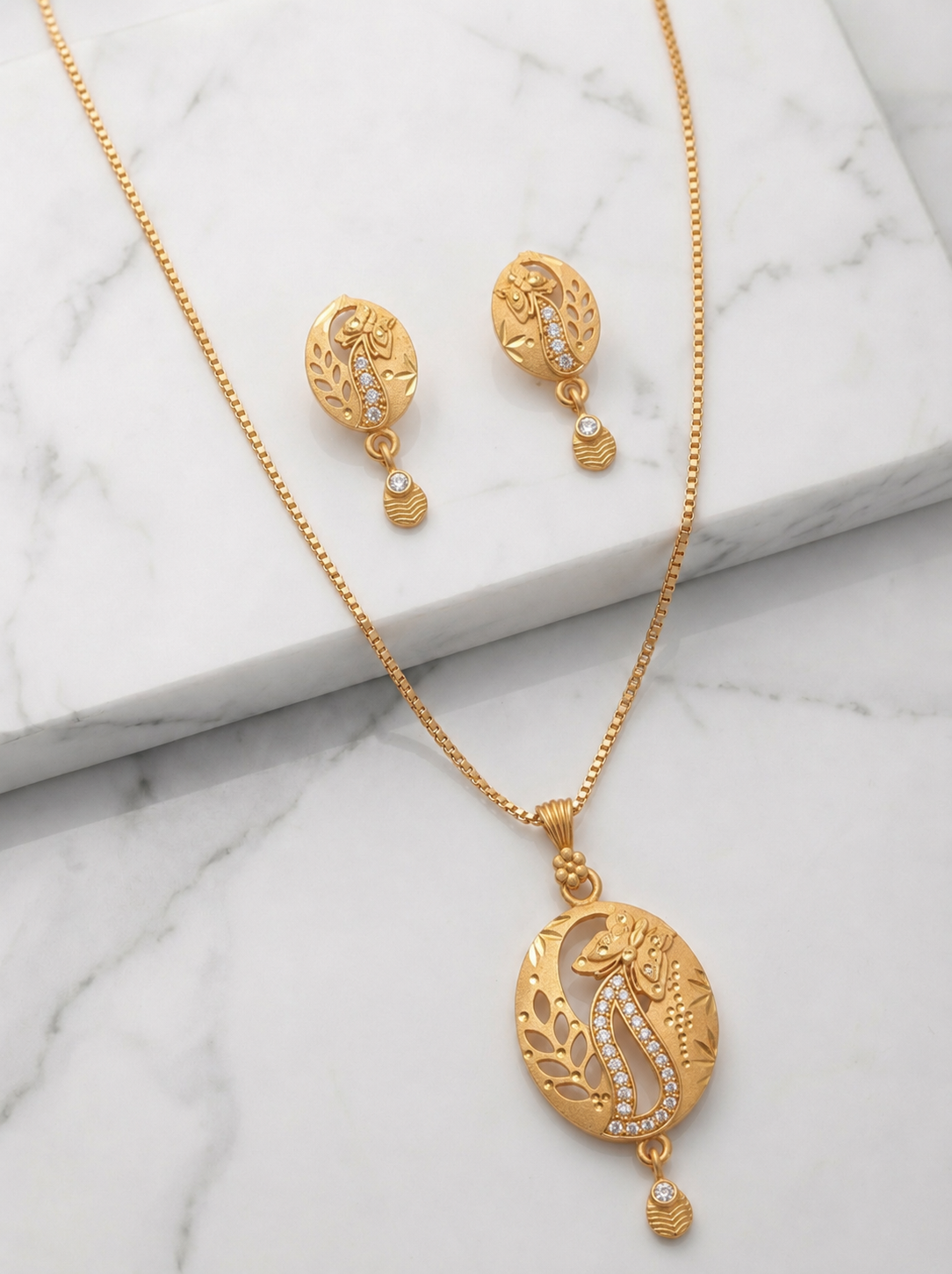 Oval Peacock AD Pendant Set